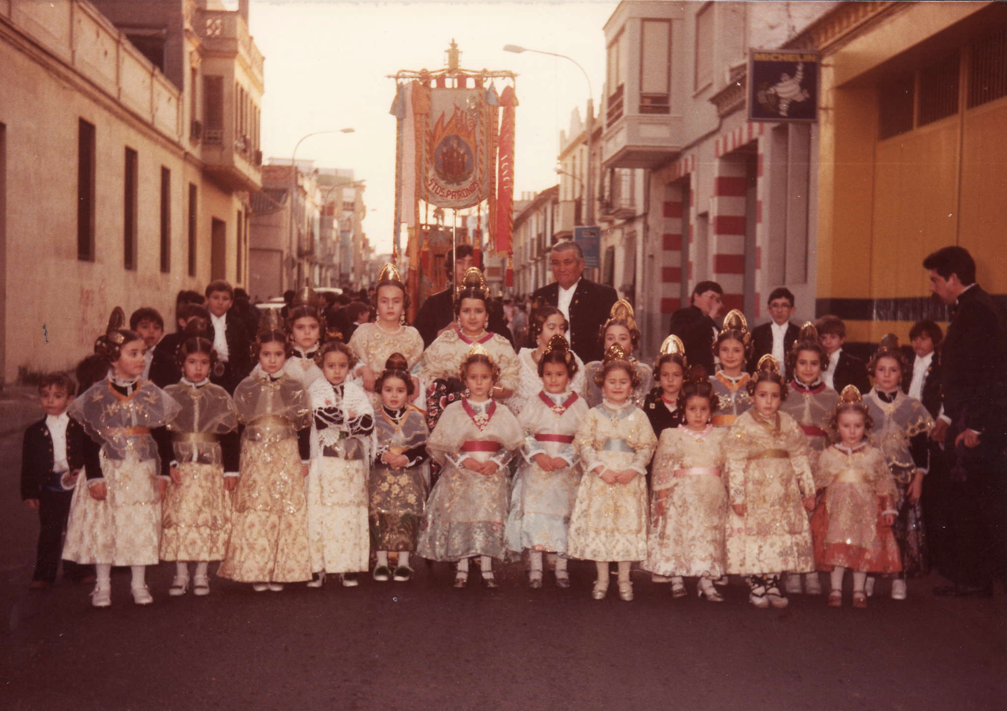 1981 - Cristina Aliques Fallera Major Infantil