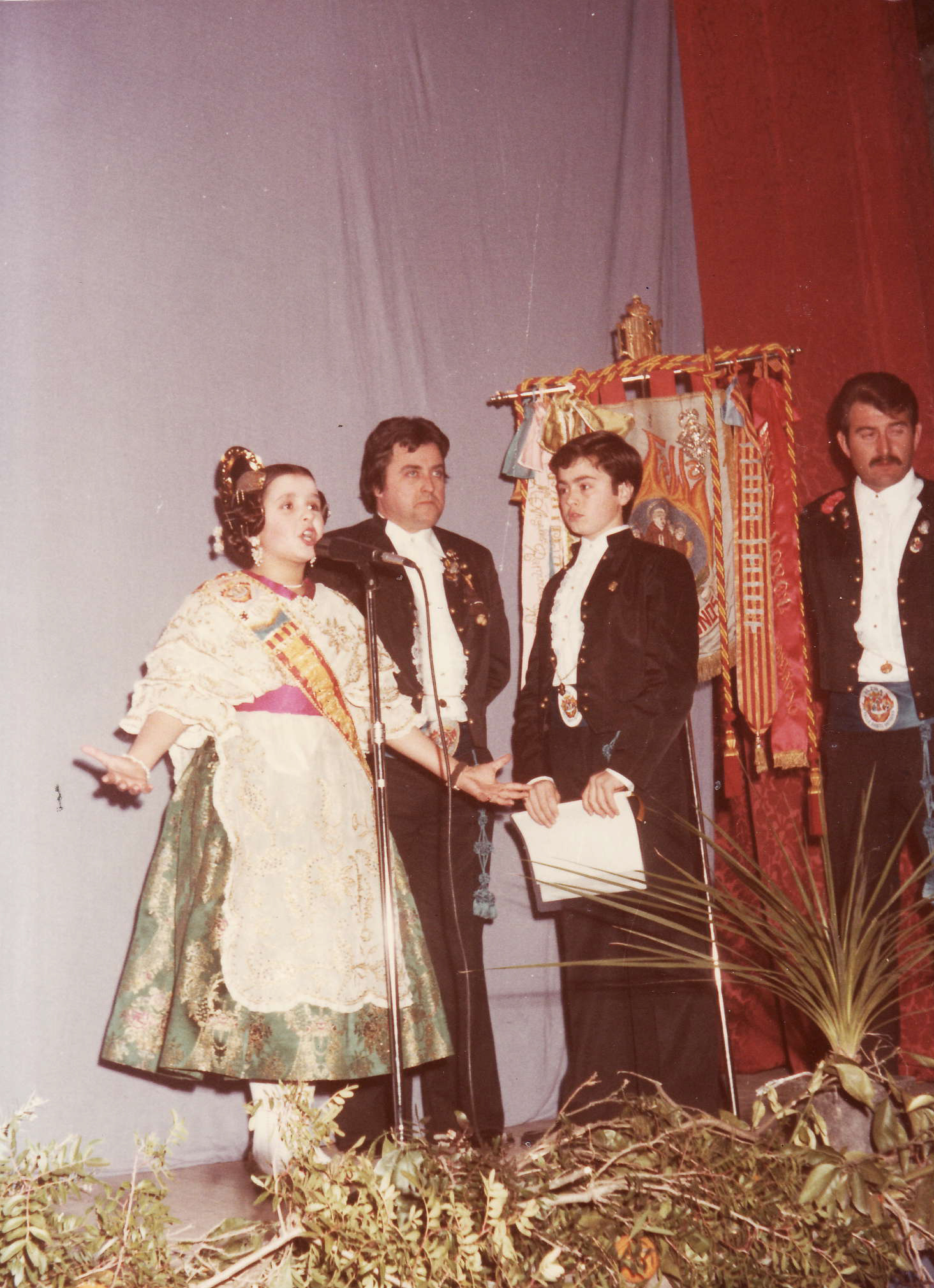 1981 - Cristina Aliques Fallera Major Infantil