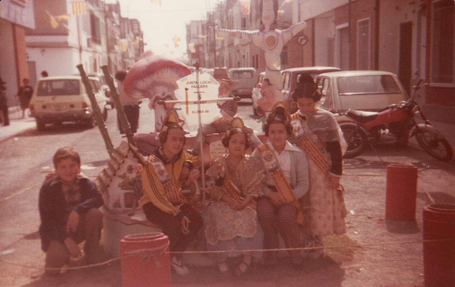 1981 - Cristina Aliques Fallera Major Infantil